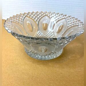 EUC Vtg Westmoreland No. 122 Clear Crystal Glass Candy Nut Trinket Bowl Dish